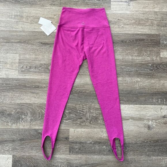 NWT Beyond Yoga Spacedye Well Rounded Stirrup Legging - Size: Medium - Picture 2 of 9